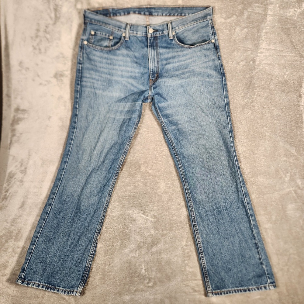 Levi's 559 Jeans Men's 38X32 Blue Relaxed Straight 100% Cotton 00559-0377